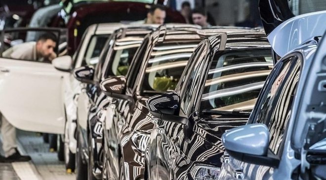 Nissan, Avrupa’da Çıkmazda, Çinli Rakiplere Sığınan Otomobil Devi Nasıl Ayakta Kalacak?