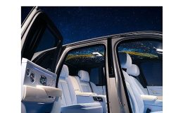 Rolls-Royce Cullinan Cosmos, Evreni Aracın İçine Taşıyan İlk El Boyaması Yıldız Tavan