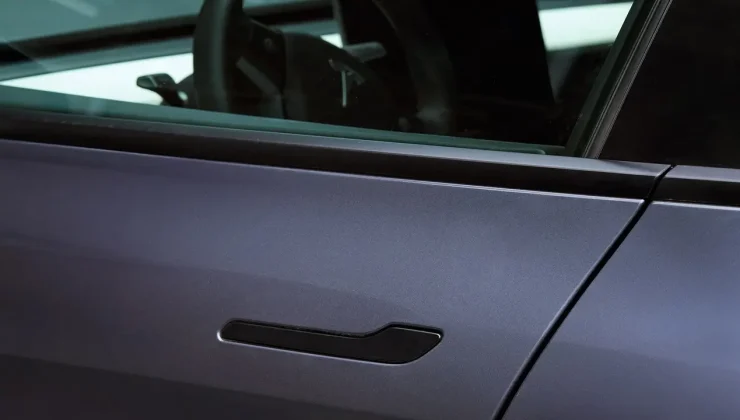 Tesla Kapı Kollarında Kritik Değişim, Kurtarma Operasyonları Kolaylaşacak