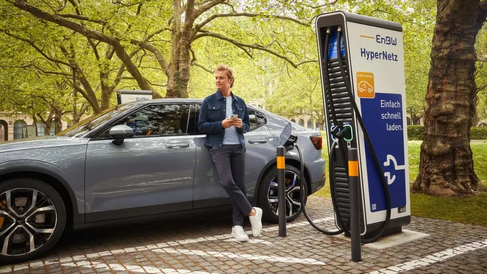 Tesla MultiPass ile üçüncü taraf şarj istasyonları kullanımı başladı –  Otomobilin Mesut Abisi