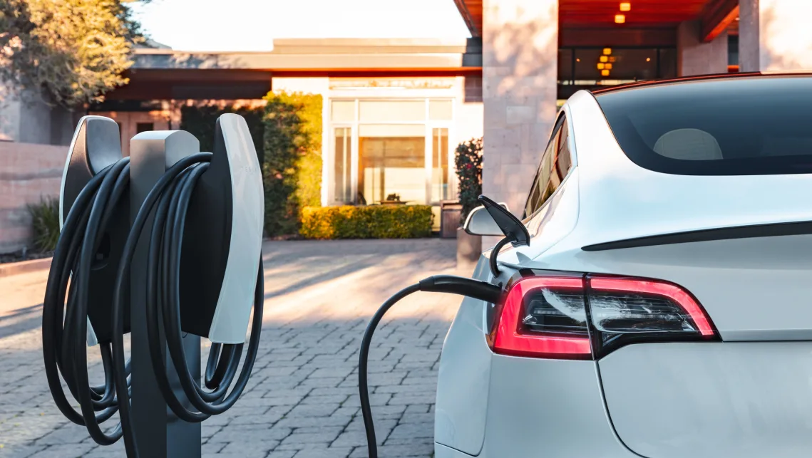 Türkiye'nin Elektrikli Araç Şarj İstasyonu Tamir Sitesi Drsarj.com