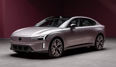 Volvo ES90 2026, 700 KM Menzil ve 680 Beygir Gücü ile Elektrikli SUV’a Yeni Soluk