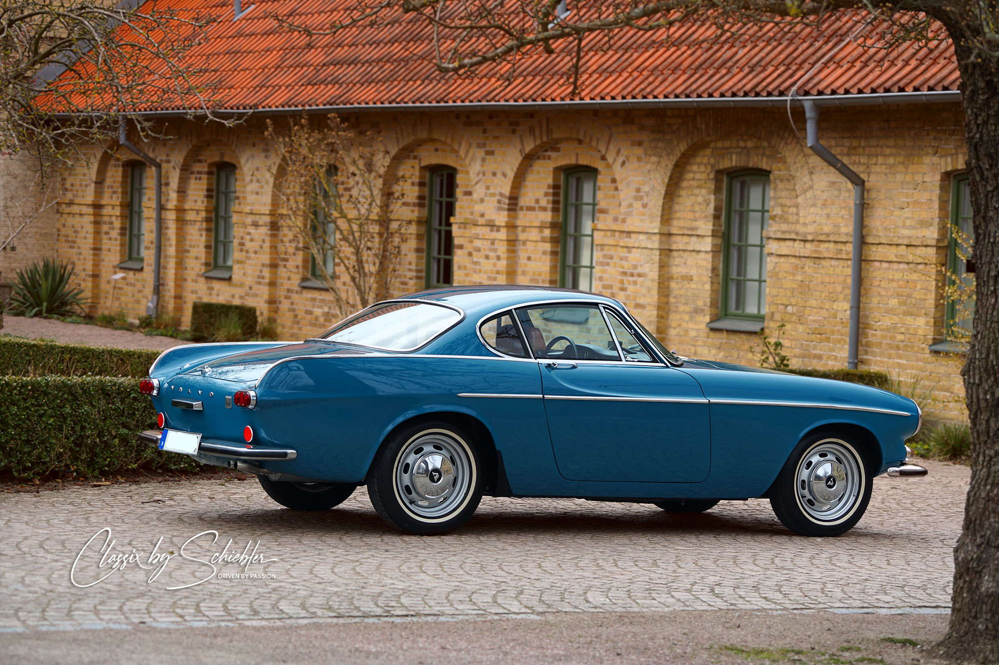Classix by Schiebler - Volvo P1800S 1969 | SOLD