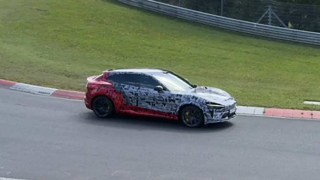 New Xiaomi car caught at the Nürburgring, spreads rumors of a YU7 GT -  XiaomiTime