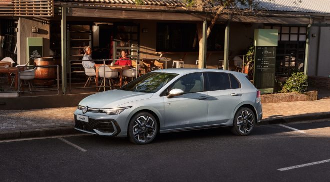 Yeni Volkswagen Golf Hibrit Dönüşüm ve Kamuflajsız Prototip İlk Kez Görüntülendi