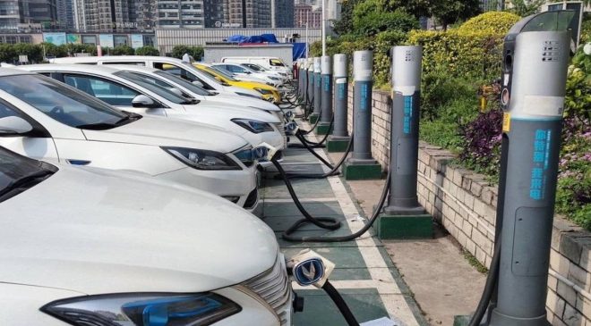 40 Yıllık Usta Açıklıyor, Elektrikli Araçların Size Söylemediği 3 Korkunç Gerçek!