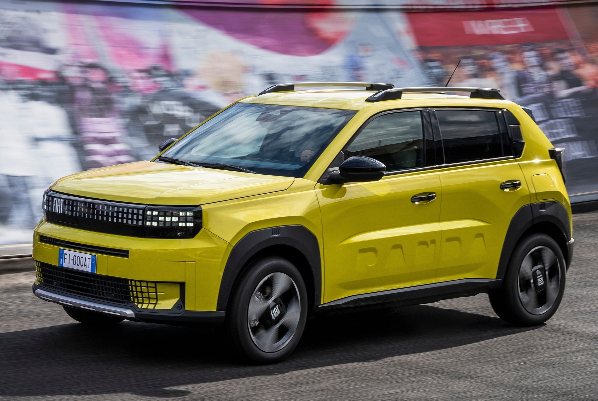 Fiat Grande Panda Sonunda Geliyor, Hibrit ve Elektrikli Versiyonlarla 1 Milyon TL’den Başlayan Fiyat!