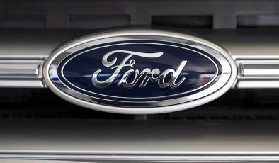 Ford 227 Bin Aracı Geri Çağırıyor, Ön Cam ve Koltuk Arızaları Sürücüleri Tehlikeye Atıyor!