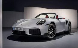 Hızın Yönetimi Değişiyor, Porsche’de Taht El Değiştiriyor, 911 Turbo S Sahneyi Sallıyor