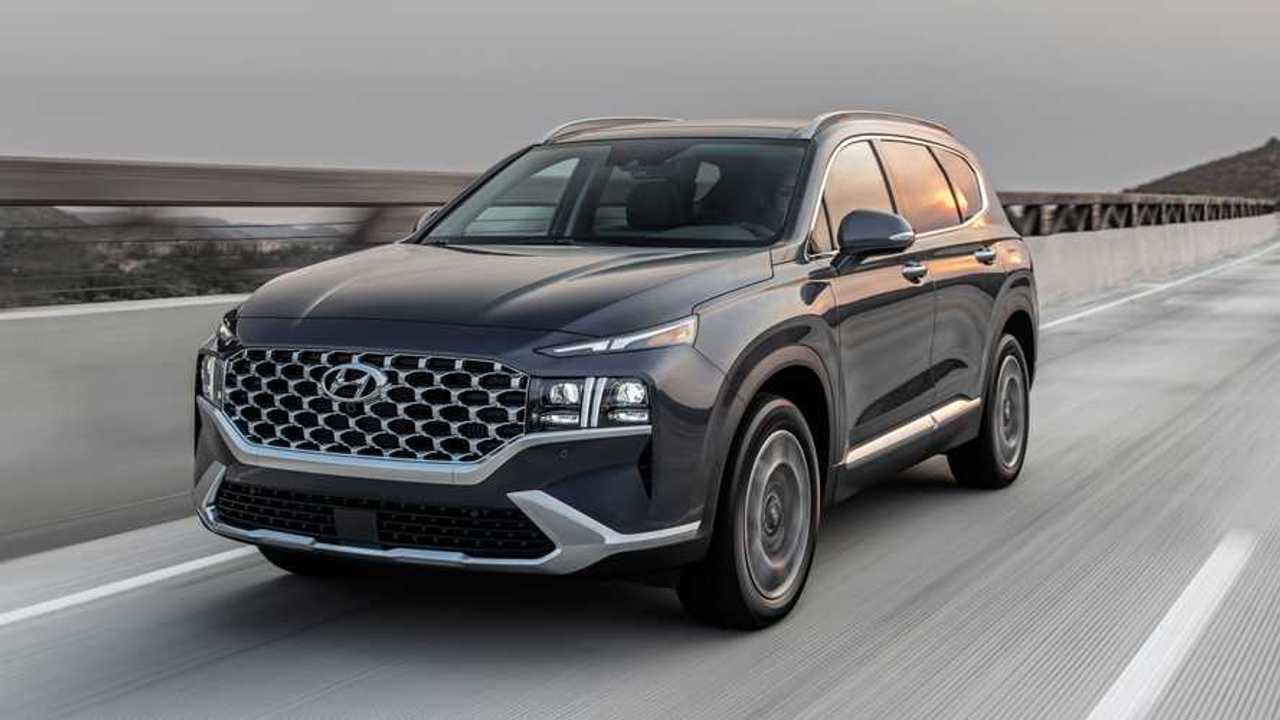 Makyajlı 2021 Hyundai Santa Fe'nin tüm detayları belli oldu!
