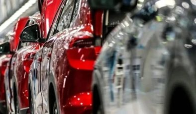 Mercedes-Benz Alarm Verdi, Satışlar Düştü, Kâr Eriyor Lüks Otomotivde Tehlike Çanları!