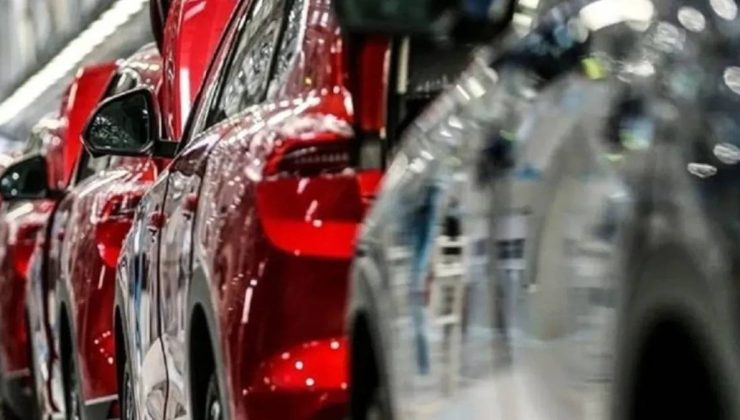 Mercedes-Benz Alarm Verdi, Satışlar Düştü, Kâr Eriyor Lüks Otomotivde Tehlike Çanları!