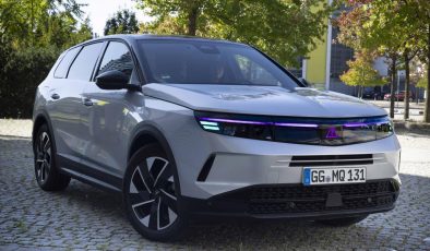 Opel’in Yapay Zekâ Destekli Farları, Otonom Araçlarda Yeni Bir Çağ Başlatıyor!
