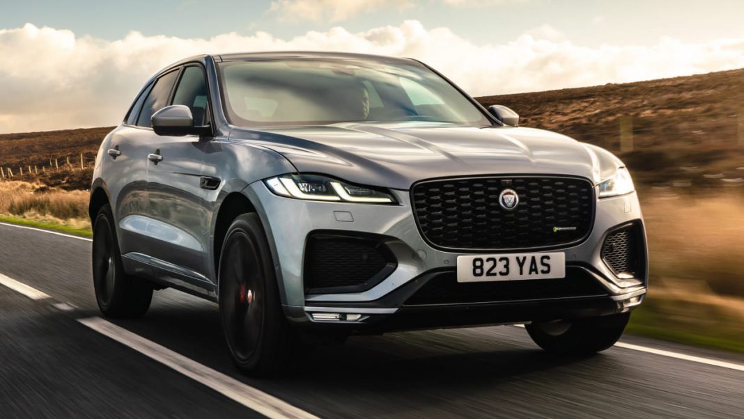 Pahalı Ama Hayal Kırıklığı Yaratan, Uzmanların ‘Almayın’ Dediği 5 Model 5 Jaguar'ın Gorili Yeni Yüzüyle Aramızda: F Pace P400 - arabam.com