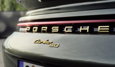 Porsche Şaşırtan Karar, Dev Zarar Sonrası Elektrikli Geleceğe Fren!