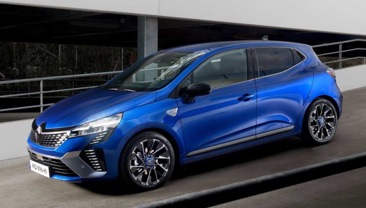 Renault Clio 2025’te Şok Fırsat, Yeni Nesil Gelmeden 200 Bin TL Kazanın!