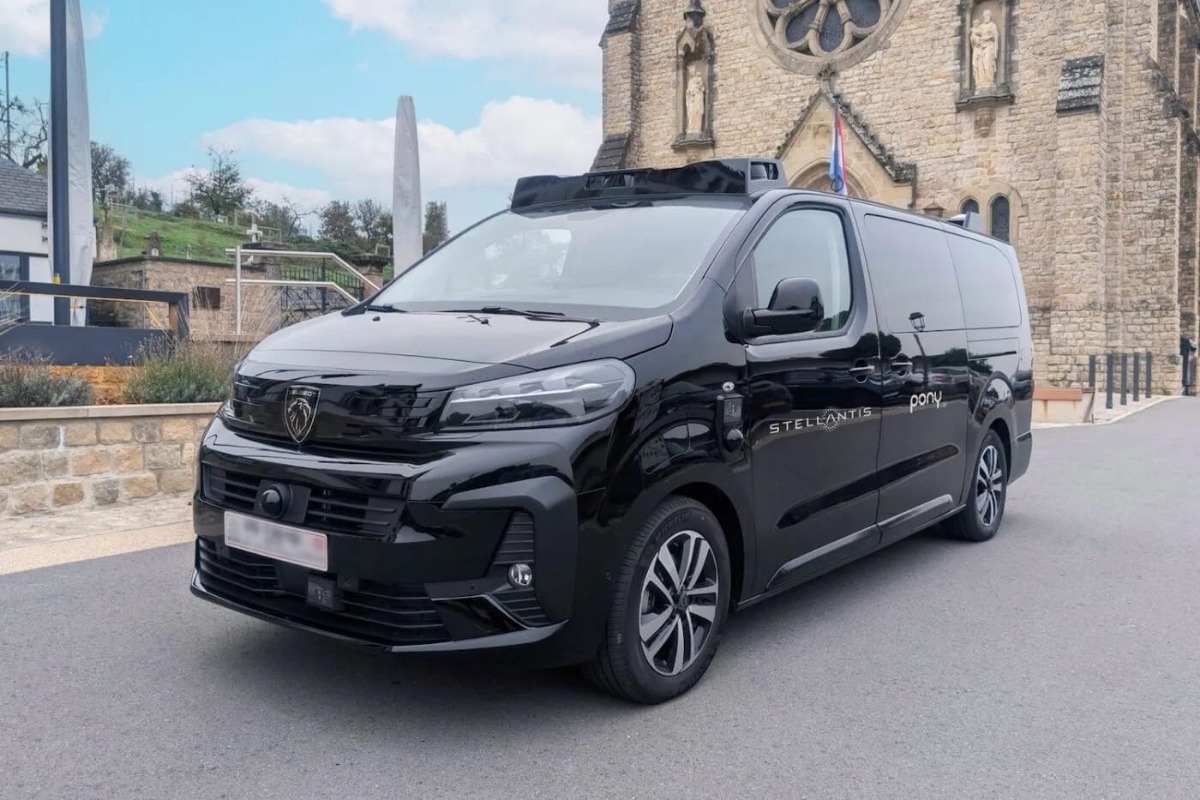 Stellantis ve Pony.ai Avrupa’yı Sürücüsüz Taksiye Taşıyor, Türkiye Üretim Üssü Hazır!