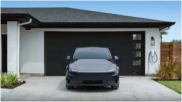 Tesla soruşturma altında: Sürücüsüz otomobiller kırmızıda durmuyor, ters  yöne giriyor! - Son Dakika Otomotiv Haberleri | Cumhuriyet