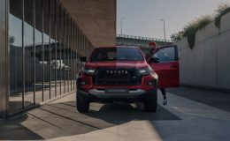 Toyota Hilux Artık Volkswagen Polo Fiyatına, Pick-Up Efsanesi Faizsiz Kredili Fırsatla Geri Döndü!