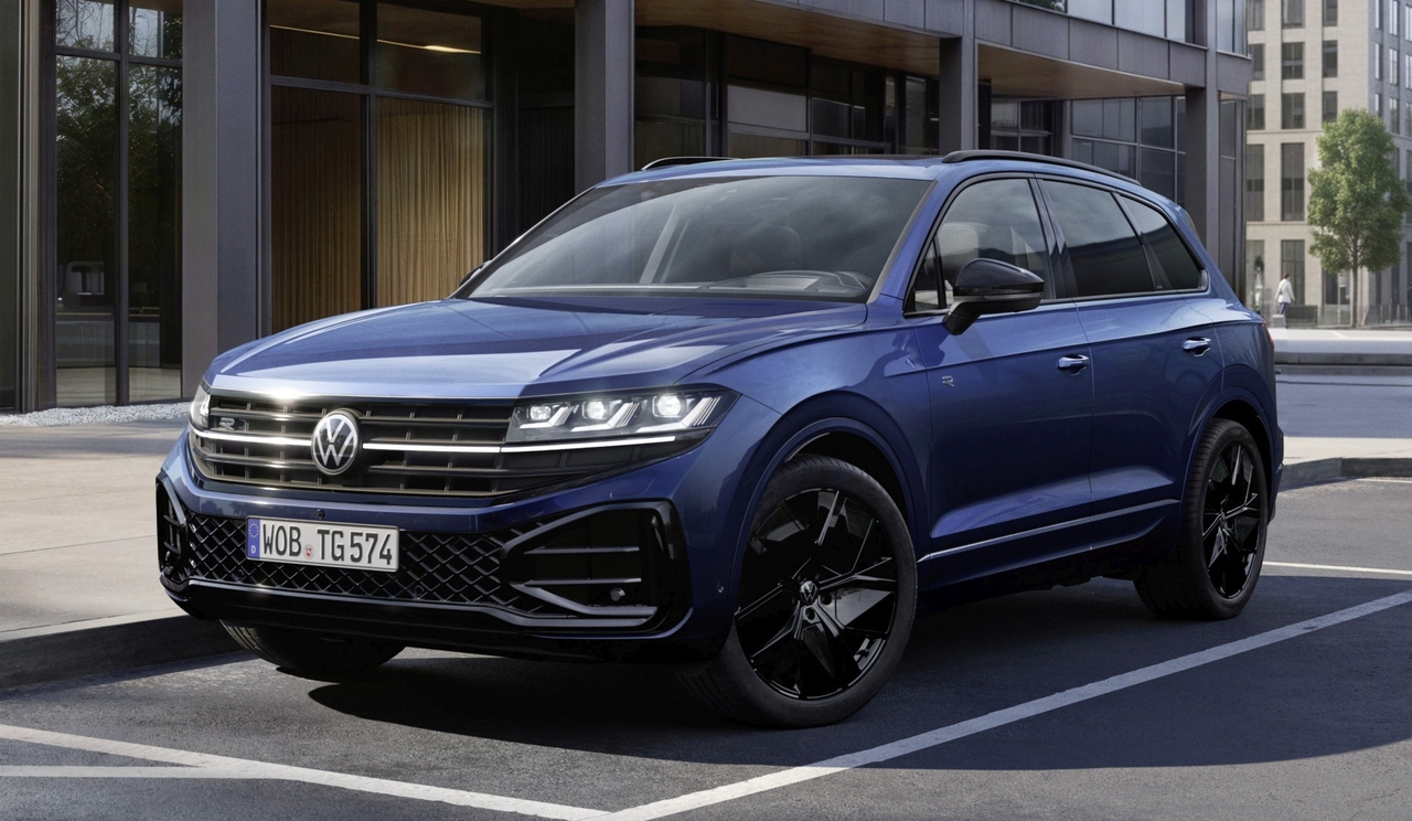 Volkswagen Touareg Sahneyi Elektriğe Bırakıyor, Efsane SUV Yeniden Doğuyor!