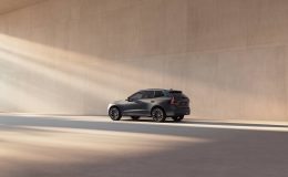 Volvo Hibritte Sınırları Aştı, 2025’te Elektrikli Menzil Değil, Strateji Kazandırdı!