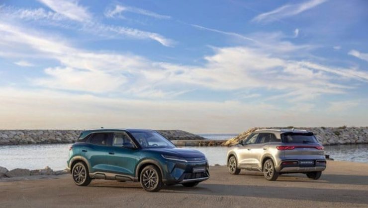 BYD Atto 2 DM-i Türkiye’ye Gelirse Şehirde ve Uzun Yolda Her Şeyi Değiştirecek, 1020 km Menzil, 20 Dakikada Şarj!