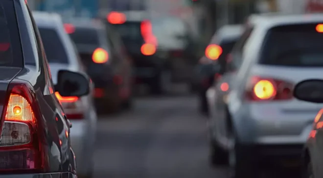 Ehliyeti Yenilemeyenler Dikkat! 12.978 TL Ceza ve Sigorta İptali Kapıda