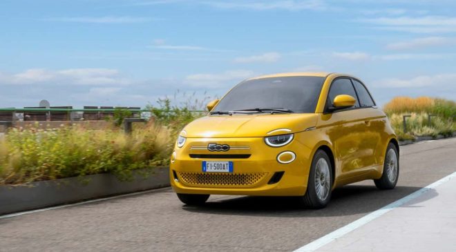 Fiat 500 Geri Döndü, Elektrikli Plan Reddedildi, Avrupa’nın En Yavaş Şehri Aracı Yeniden Benzinli!