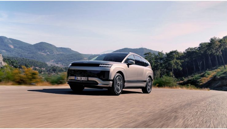 Hyundai Ioniq 9 Türkiye’ye Geliyor, 620 Km Menzil ve 24 Dakikada Şarj İle Elektrikli SUV’da Devrim!