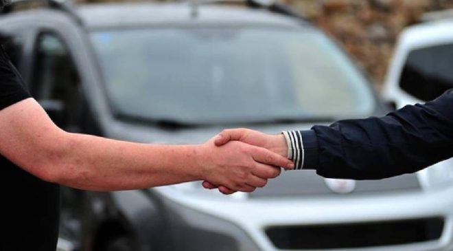 İkinci El Araçta Fiyatı Düşürmenin 5 Sırrı, Satıcının Sakladığı Fiyat Esnekliğini Ortaya Çıkarın!