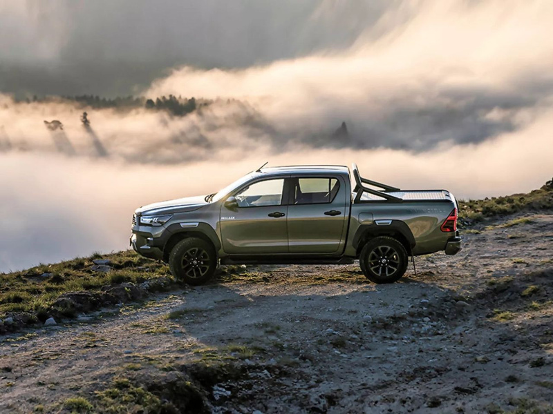 Kasım Fırtınası Toyota’dan, Hilux’un Yeni Fiyatları Arazi Tutkunlarını Şaşırtacak! 5 Otomobil Haber En Güncel Otomobil Haberleri, Test Sürüşleri ve Otomotiv Dünyasından Son Gelişmeler