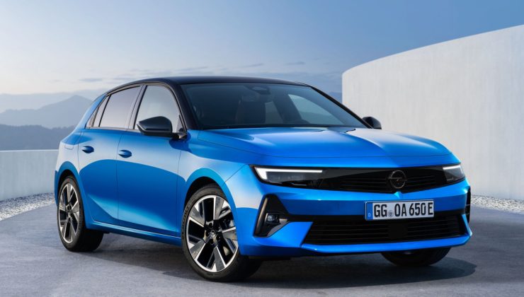 Opel Astra Şok Kasım Fırsatıyla Geliyor, 300 Bin TL Faizsiz Kredi ve Alman Mühendisliğinin Sürprizleri