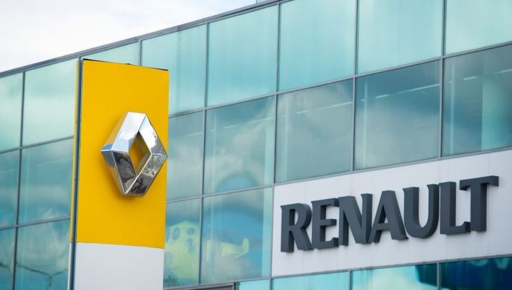 Renault Araç Sahipleri Dikkat! Aracınız Park Halinde Sessizce Hareket Etmeye Başlayabilir