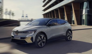 Renault’dan Şok Hamle, Megane ve Scenic E-Tech’e Hibrit ve Menzil Uzatıcı Geliyor!