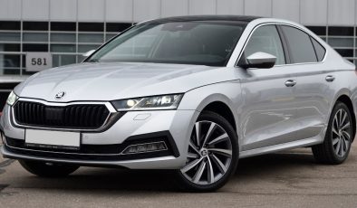 Skoda Octavia Kasım Fırsatı, Fiyatlar Dibe Vurdu, Bayilerde Şok İndirim Başladı!