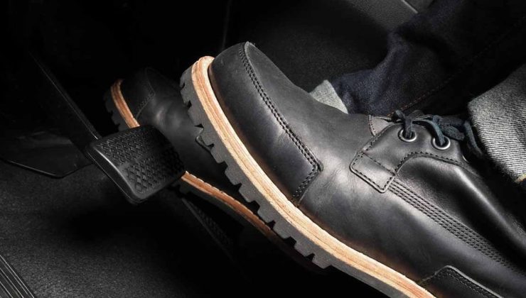 Sürücüler Bile Fark Etmiyor, Fren Pedalını Bıraktığınızda Aracınızın Gizli Gücü Ne Yapıyor?