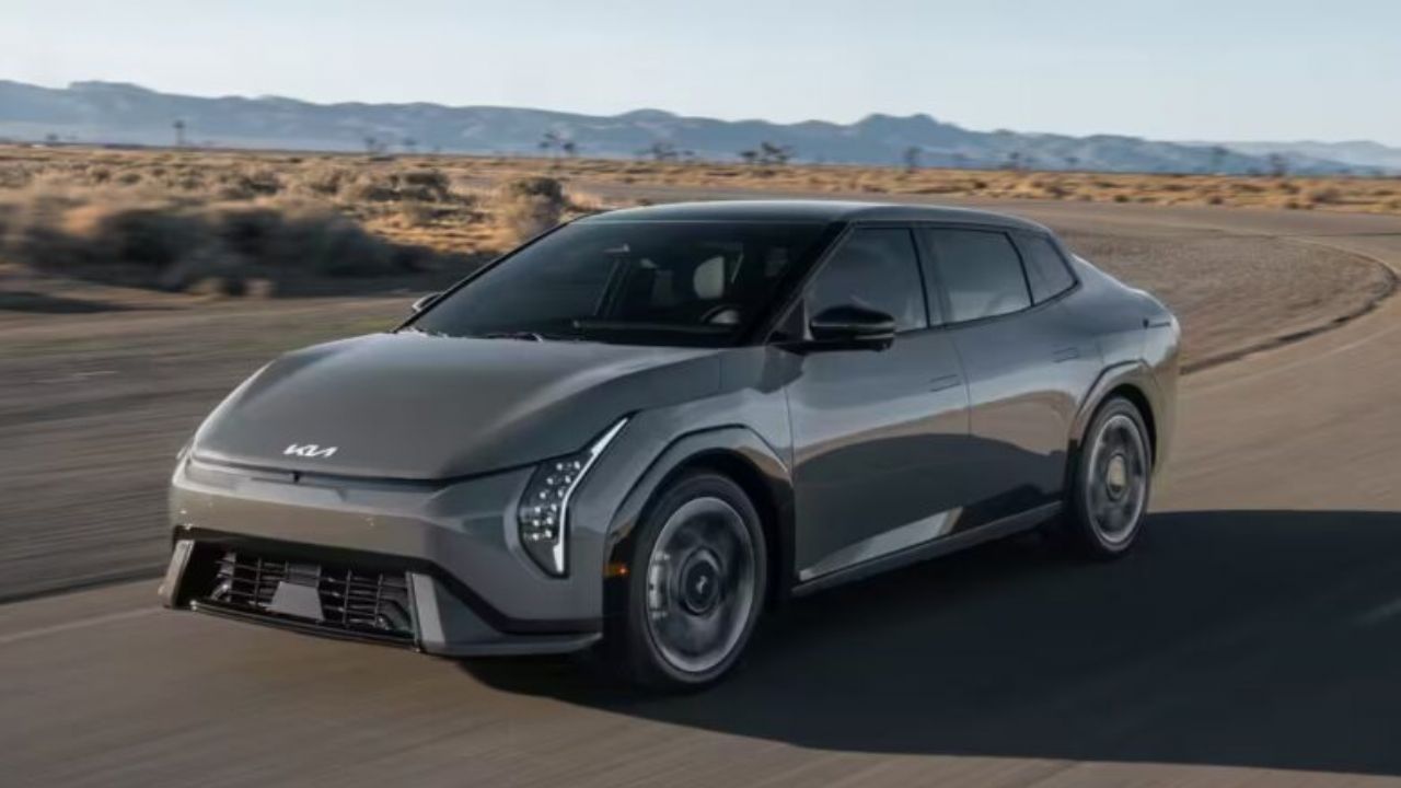 Tesla Model 3’ü Unutun! Kia EV4 Geliyor Fiyatı, Menzili ve Stratejisiyle Oyunu Bozacak!