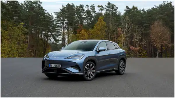 Tesla’yı Unutturacak Elektrikli Canavar! 20 Dakikada Şarj, 500 KM Menzil, Fiyatı İse Sizi Şok Edecek 5 Otomobil Haber En Güncel Otomobil Haberleri, Test Sürüşleri ve Otomotiv Dünyasından Son Gelişmeler