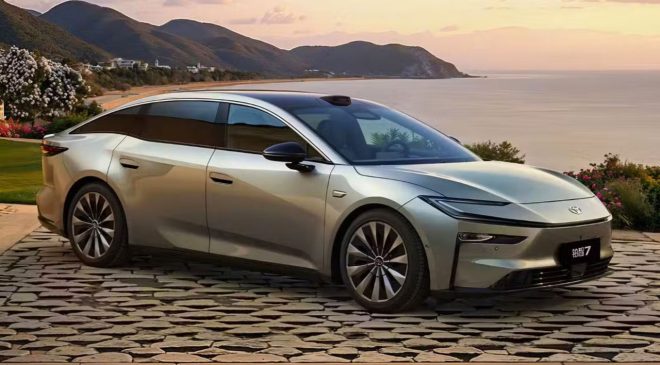 Toyota bZ7, Huawei İş Birliğiyle Gelen 710 KM Menzilli Gizemli Elektrikli Sedan Çin’i Sallıyor!