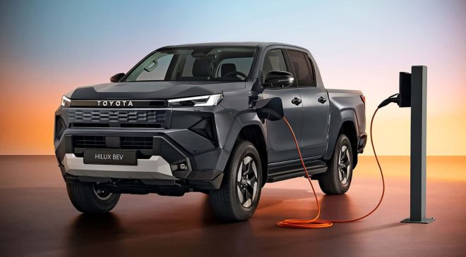 Yeni Toyota Hilux 2025 Şov Yaptı, Elektrikli Canavar Geliyor, Pick-Up Dünyası Değişiyor!