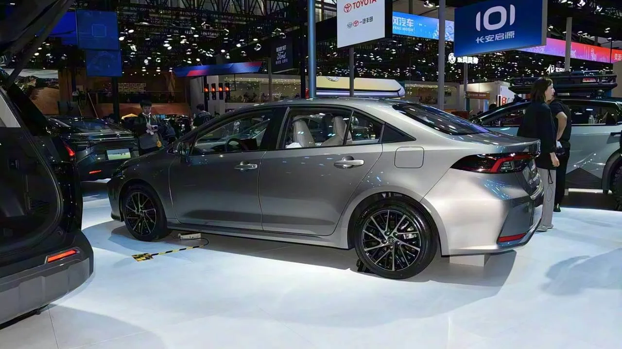 Corolla Artık Eskisi Gibi Değil, Çin’de Tanıtılan Yeni Nesil Her Şeyi Değiştiriyor! 6 Otomobil Haber En Güncel Otomobil Haberleri, Test Sürüşleri ve Otomotiv Dünyasından Son Gelişmeler